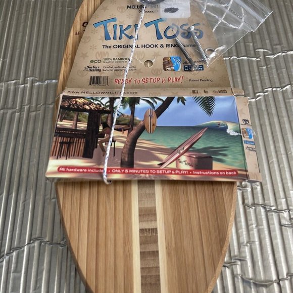 TIKI TOSS Hook and Ring Toss Game - Short Board Edition - Indoor Outdoor - Picture 4 of 4